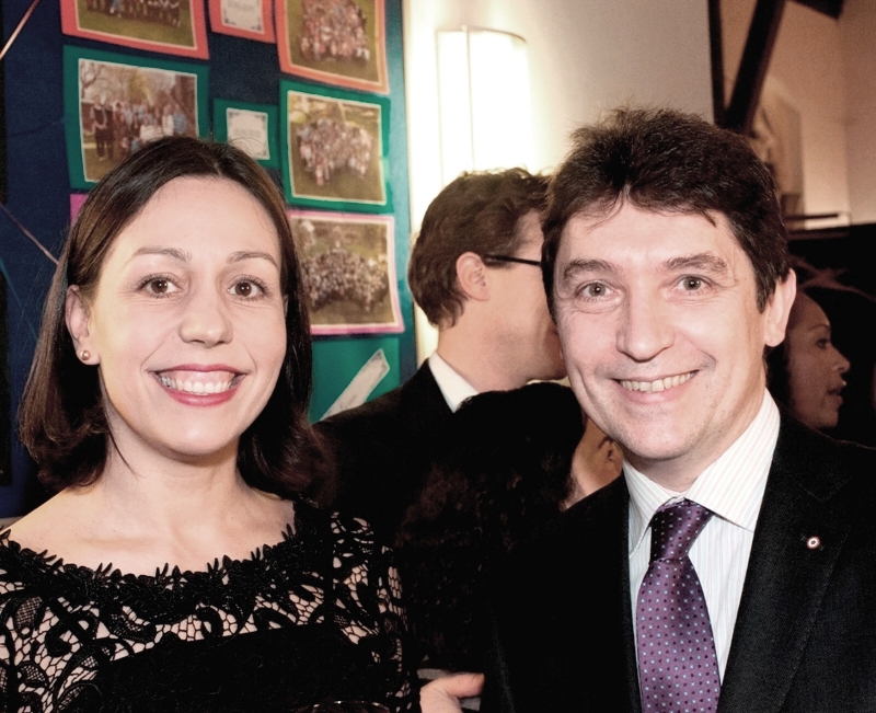 Véronique Ferreira, directrice pédagogique et cofondatrice de l'Ecole bilingue de Londres, et Olivier Cadic